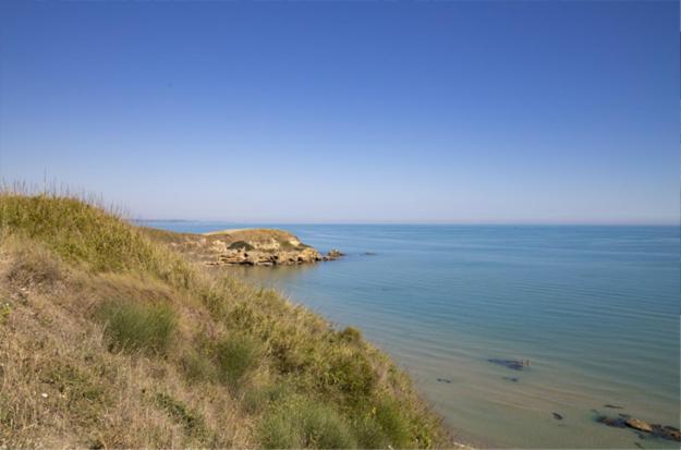 Pennaluce Hotell Vasto Exteriör bild