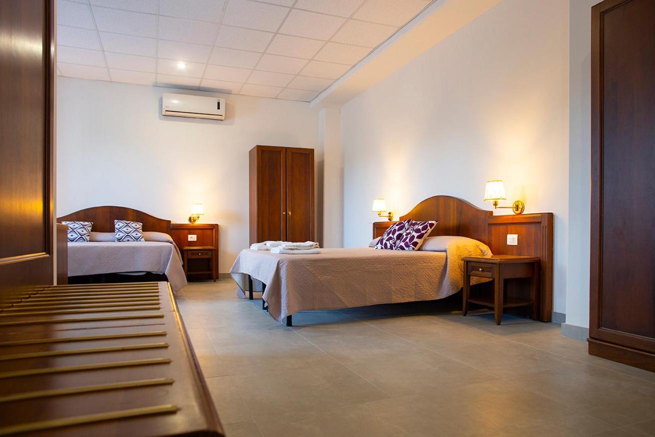 Pennaluce Hotell Vasto Exteriör bild