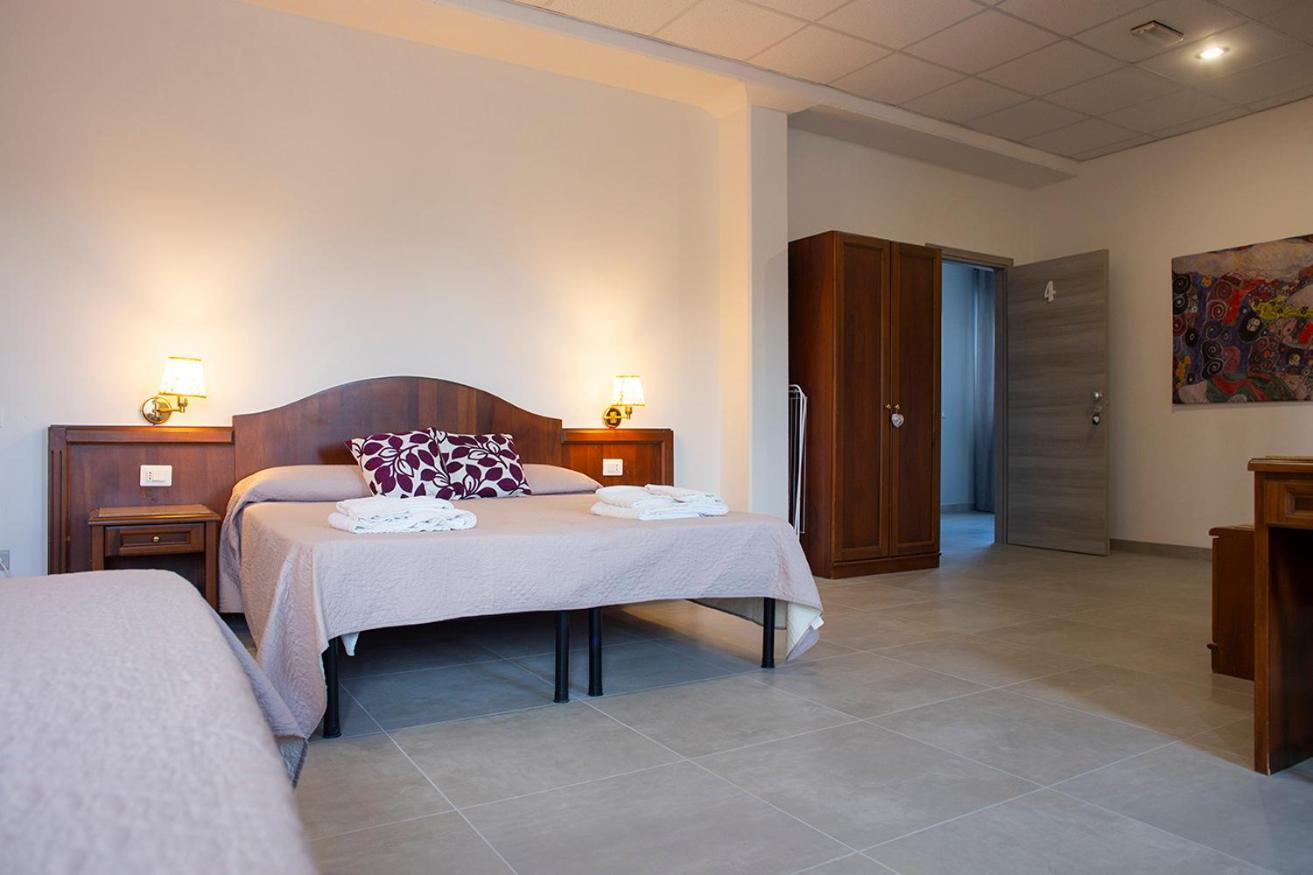 Pennaluce Hotell Vasto Exteriör bild
